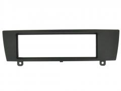 Connects2 CT24BM04 BMW 1/3-sarja 1-DIN soitinkehys Connects2 CT24BM04 BMW 1/3-sarja 1-DIN soitinkehys